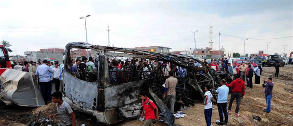 Ανείπωτη τραγωδία στην Αίγυπτο: Μαθητές κάηκαν ζωντανοί σε τροχαίο