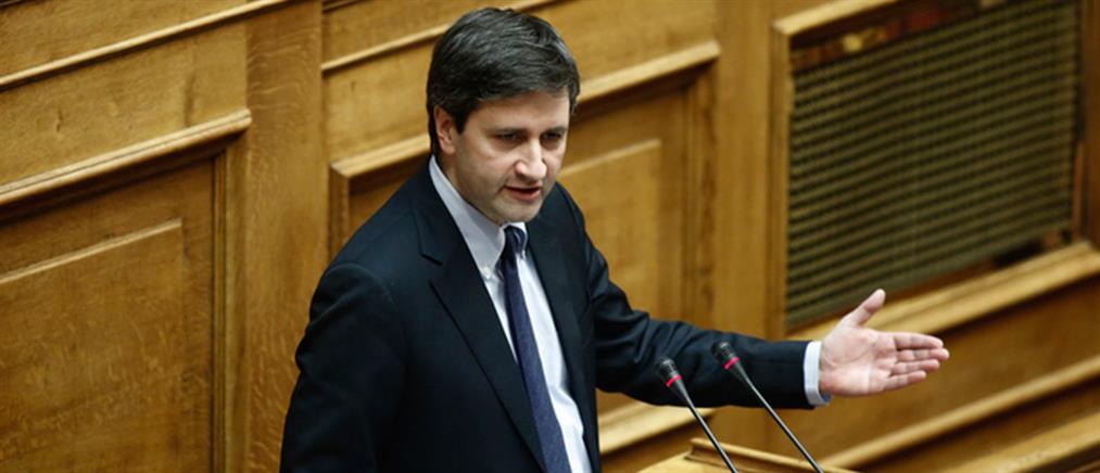 Χουλιαράκης σε υπουργούς: υπογράψτε μου ότι δεν θα ξεφύγουν οι δαπάνες