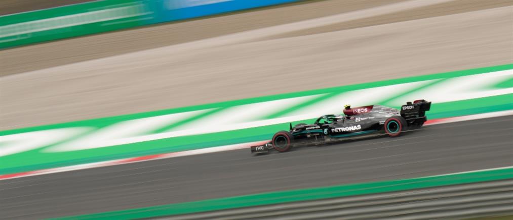 F1 - Pole position: Ο Χάμιλτον ταχύτερος, αλλά ο Μπότας πήρε την θέση