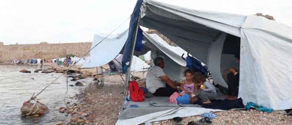 Δραματικές συνθήκες διαβίωσης για εκατοντάδες πρόσφυγες στη Χίο (βίντεο)