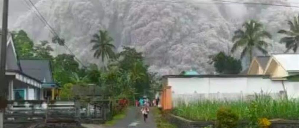 Ινδονησία - Ηφαίστειο: Φονική η έκρηξη του Σεμέρου (εικόνες)