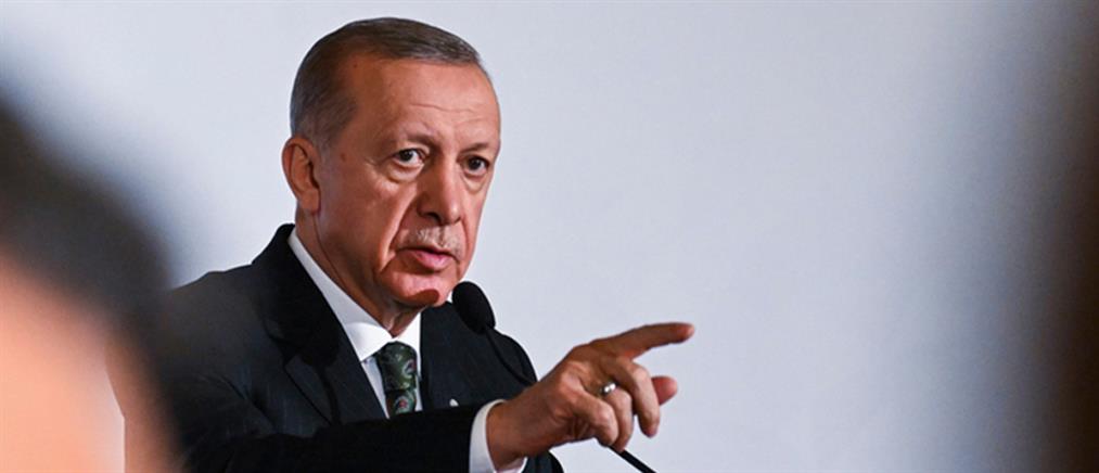 Ο Ερντογάν ζητά δημοψήφισμα για την μαντίλα