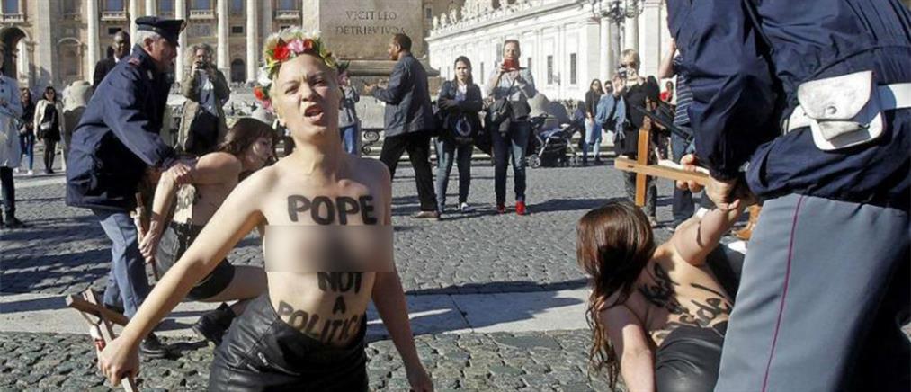 Οι Femen βεβήλωσαν το σύμβολο του Χριστιανισμού στο Βατικανό