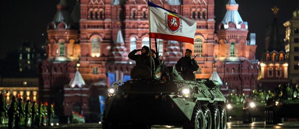 Επίδειξη ισχύος του ρωσικού στρατού στην Κόκκινη Πλατεία