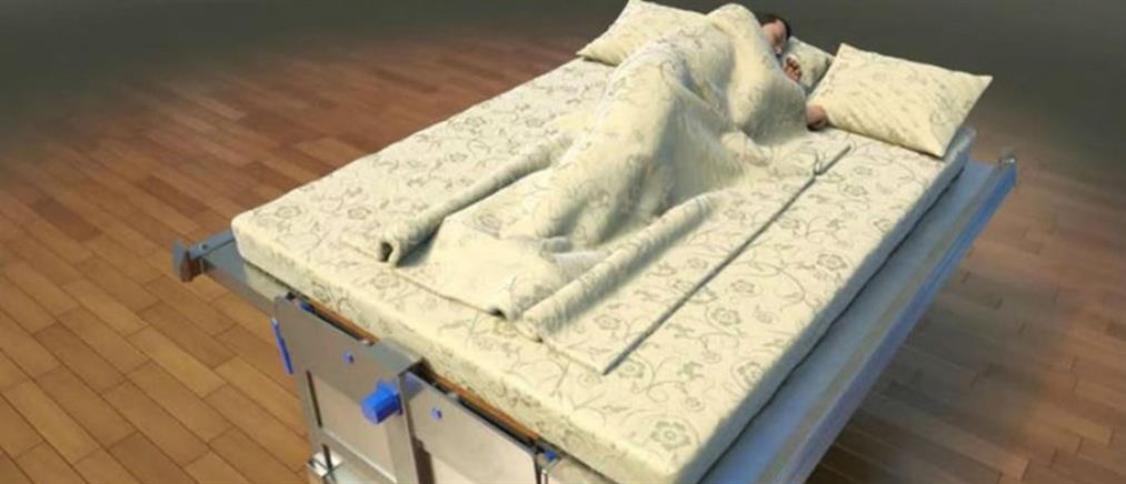 Το… αντισεισμικό κρεβάτι που “καταπίνει” όποιον κοιμάται – Πώς λειτουργεί (βίντεο)