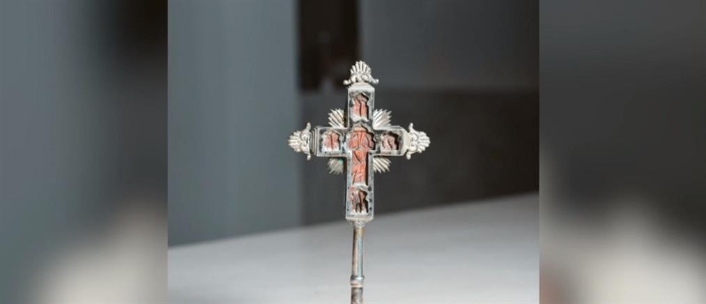 Άγιον Όρος: Επιστρέφει σπάνιος σταυρός – κειμήλιο