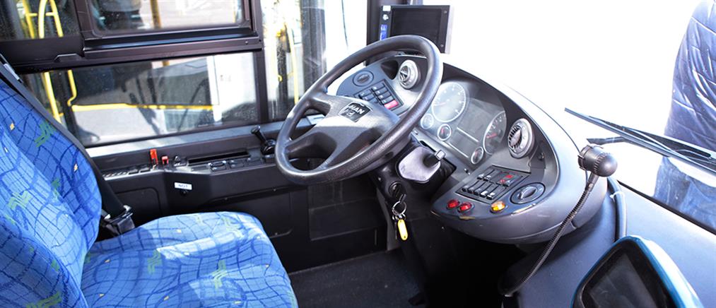 Καλύβια: Χειροπέδες σε οδηγό σχολικού λεωφορείου με 40 μαθητές
