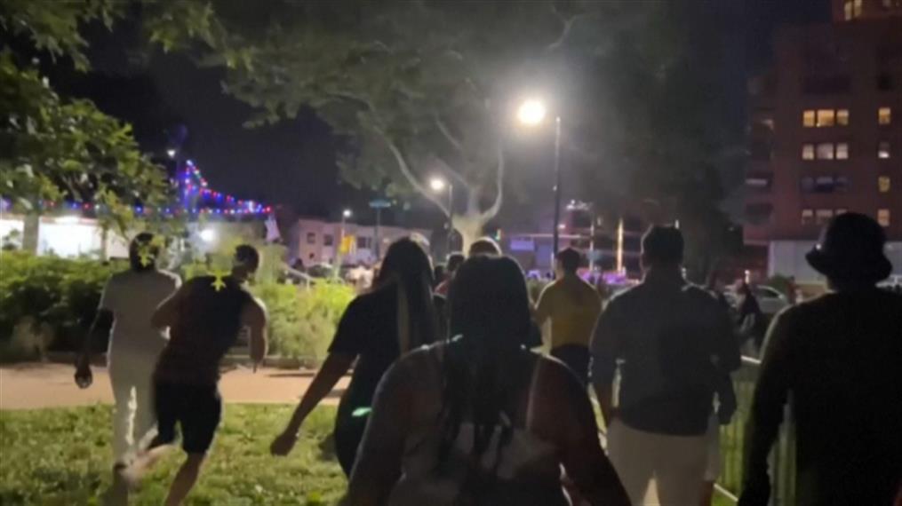 ΗΠΑ: Πυροβόλησαν κατά αστυνομικών στους εορτασμούς για την 4η Ιουλίου