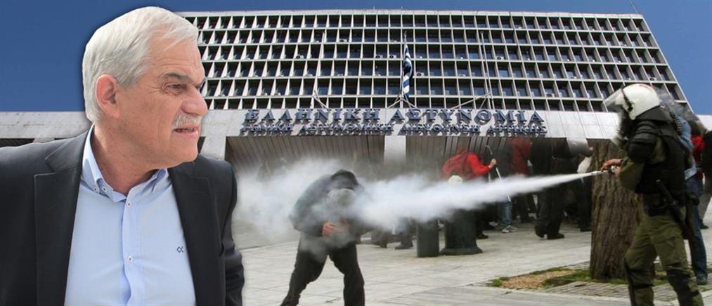 Απαγόρευση των δακρυγόνων σε διαδηλώσεις