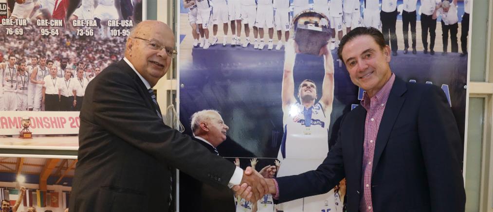 Ο Ρικ Πιτίνο θα είναι ο προπονητής της Εθνικής Ελλάδας
