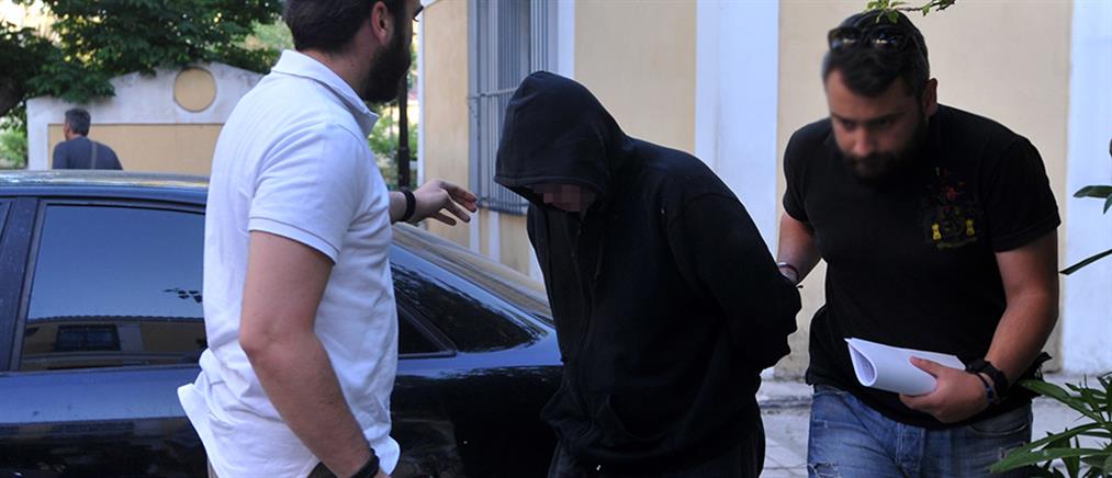 Στον εισαγγελέα οι συλληφθέντες για την εισβολή στη Μητρόπολη Θεσσαλονίκης