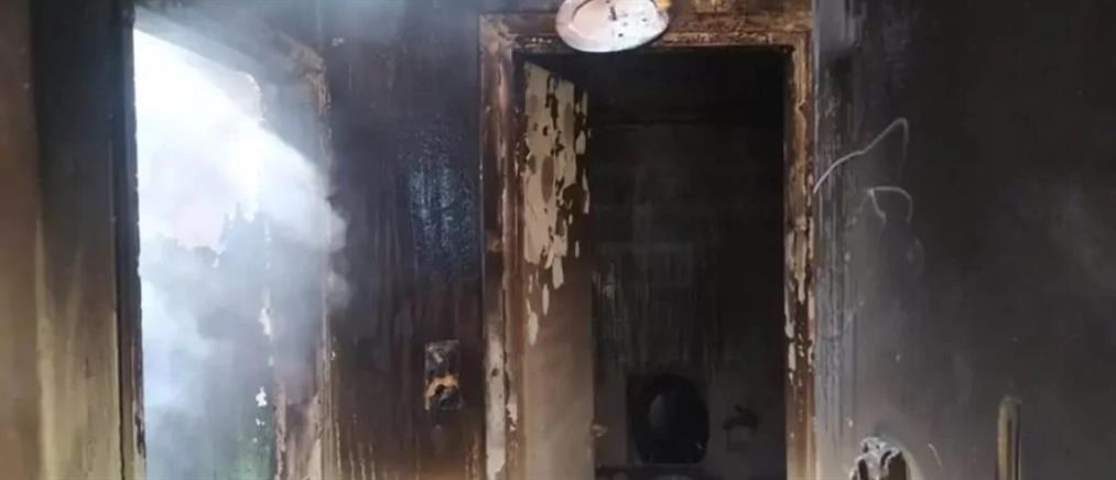 Πάτρα: Φωτιά στο σπίτι του βουλευτή Κώστα Μάρκου (εικόνες)