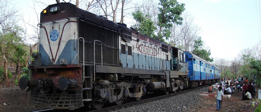 Ινδία: Νεκρά 20 μέλη μίας οικογένειας σε σύγκρουση με τρένο