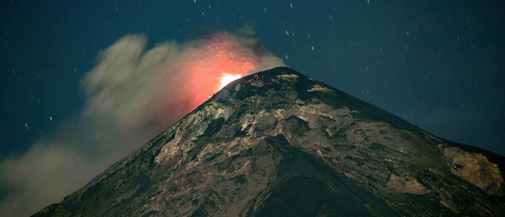 Γουατεμάλα: Το ηφαίστειο Φουέγο “βρυχάται” - Εκκενώθηκαν χωριά (βίντεο)