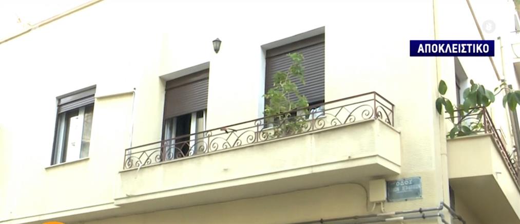Πετράλωνα: Σκαρφάλωσε από το μπαλκόνι και προσπάθησε να βιάσει δύο κοπέλες (βίντεο)
