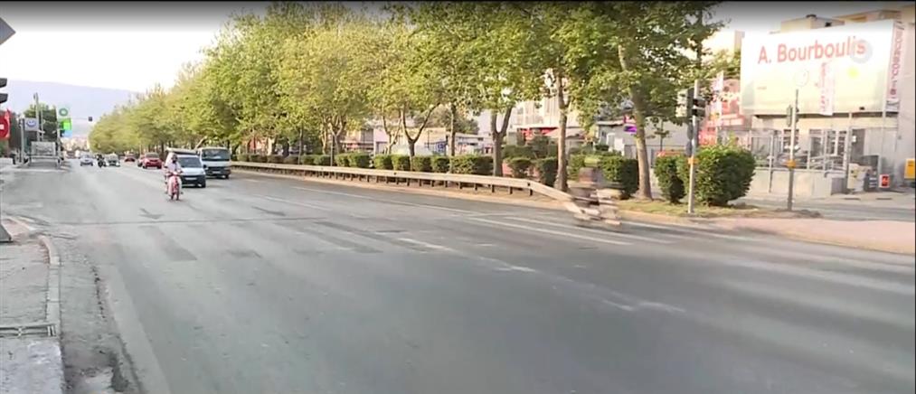 Τροχαίο - Λ. Αθηνών: Παρέσυρε γυναίκα και την εγκατέλειψε χωρίς τις αισθήσεις της (βίντεο)