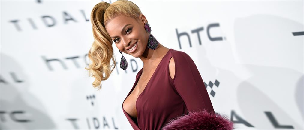 Το βαθύ ντεκολτέ της Beyonce που «τρέλανε» το διαδίκτυο