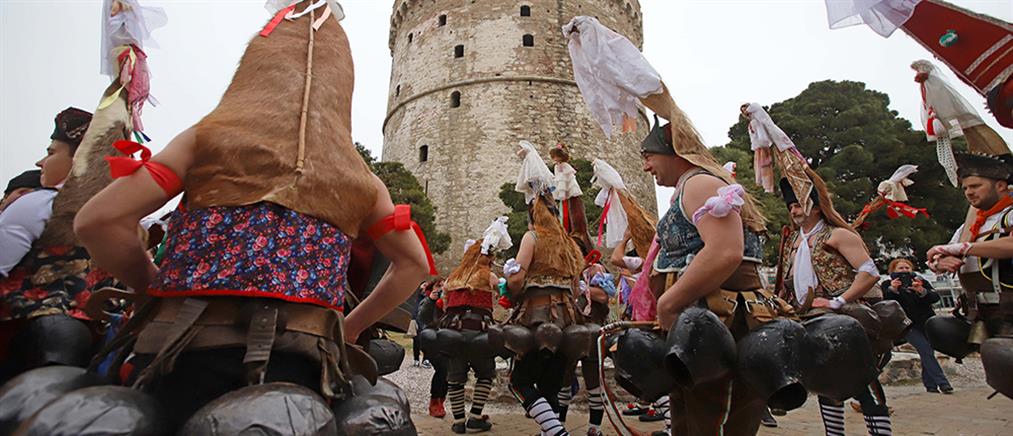 Παρέλαση των απανταχού “κωδωνοφόρων” στη Θεσσαλονίκη (εικόνες)