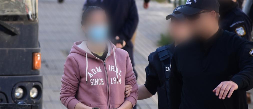 Κολωνός: Η αποφυλάκιση της μητέρας και η επιμέλεια της 12χρονης
