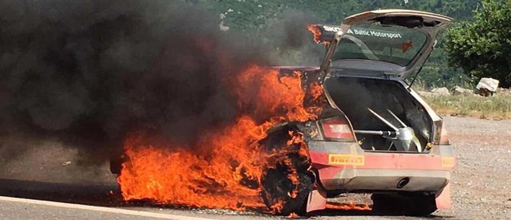 Σοκ: έπιασε φωτιά το αυτοκίνητο των προπορευόμενων στο Ράλλυ Ακρόπολις