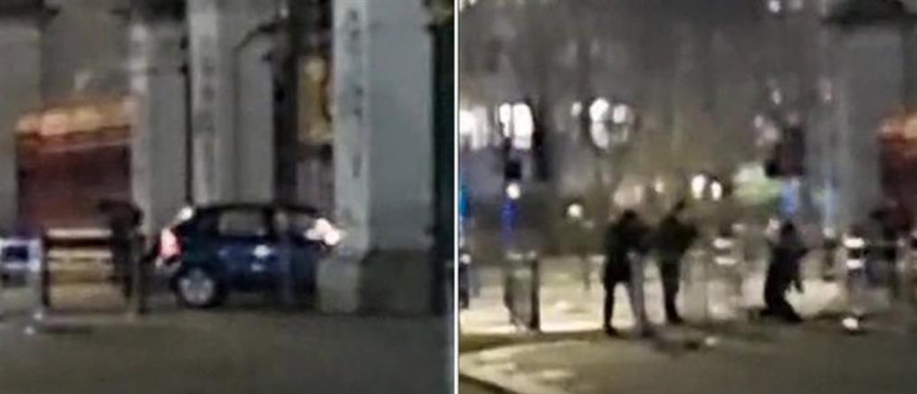Βρετανία: Αυτοκίνητο προσέκρουσε… στην πύλη του Μπάκιγχαμ (εικόνες)