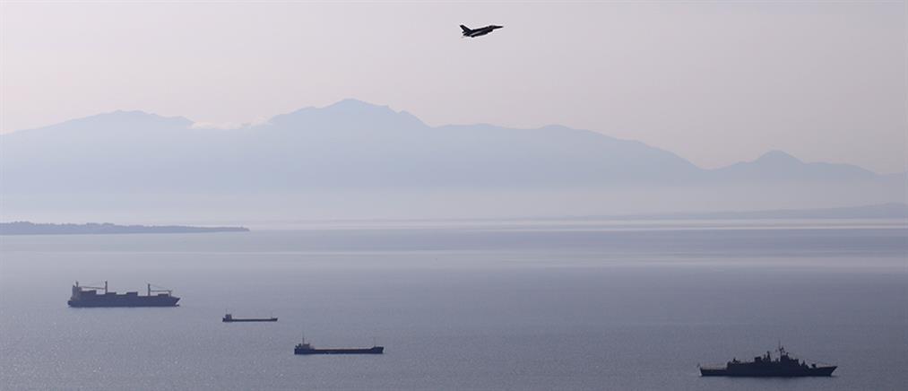 Πολεμικά αεροσκάφη πάνω από την Αθήνα και τη Θεσσαλονίκη (εικόνες)