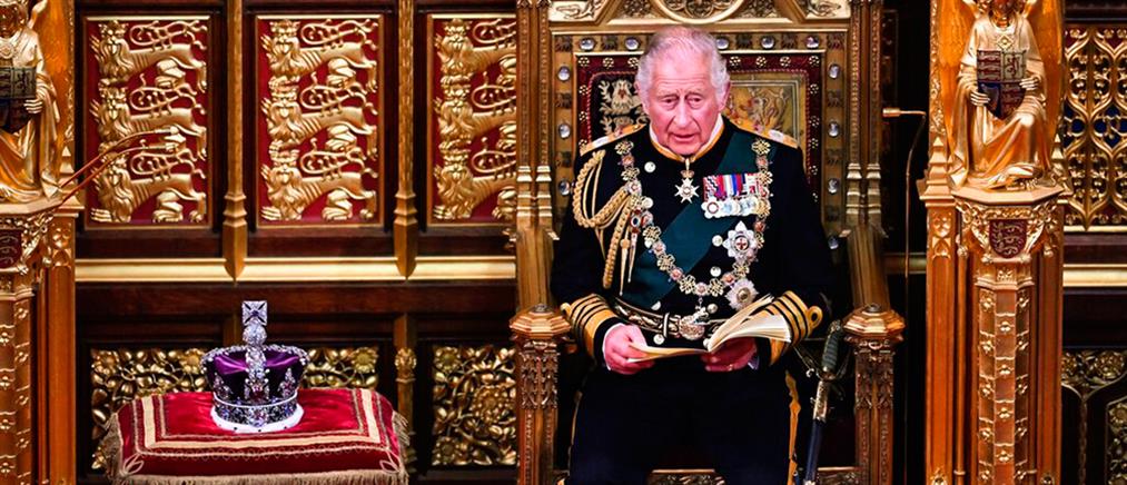 Βρετανία: Ο Πρίγκιπας Κάρολος στην θέση της Ελισάβετ στο Κοινοβούλιο (εικόνες)