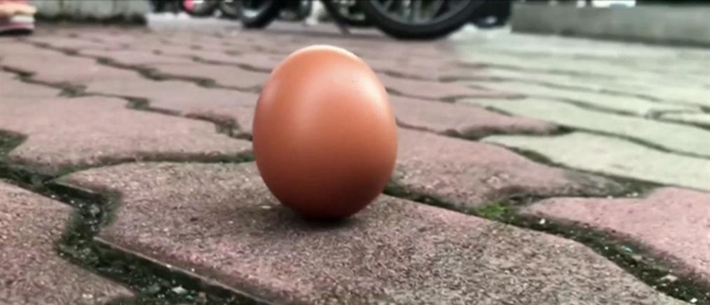 Μπορεί το αυγό να σταθεί όρθιο στην Έκλειψη Ηλίου; (βίντεο)