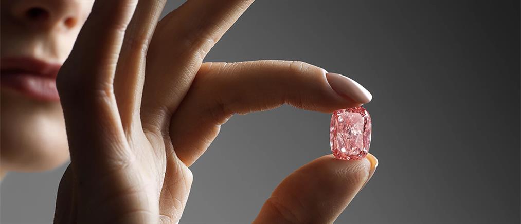 “Williamson Pink Star”: το ροζ διαμάντι που αναμένεται να... σπάσει τα ρεκόρ (εικόνες)
