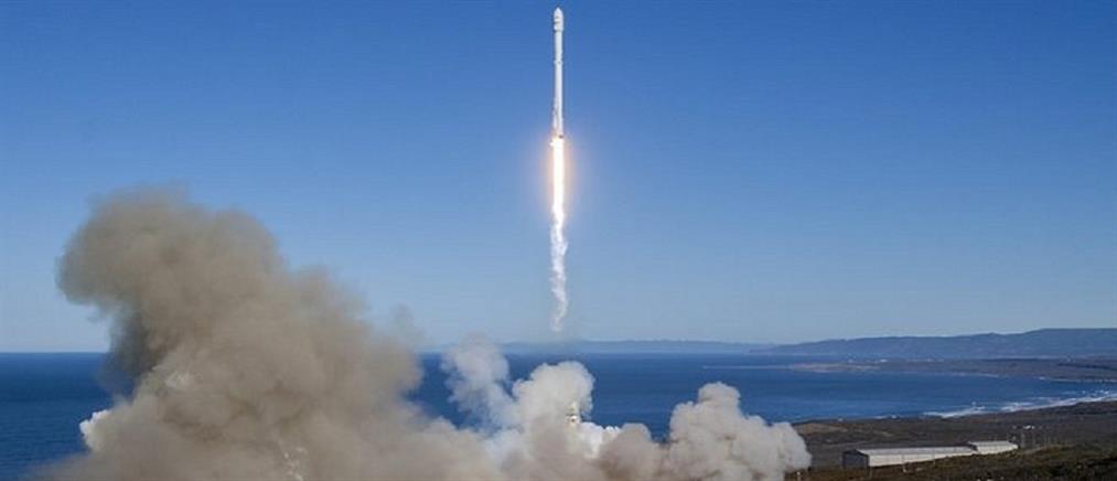 Βίντεο: η εκτόξευση του πυραύλου Falcon 9 της SpaceX