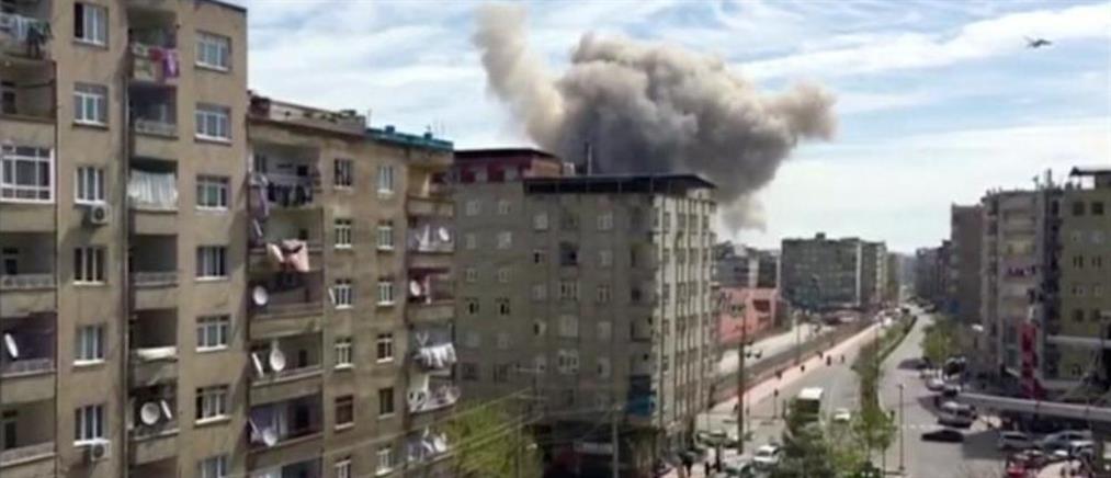 Τρομοκρατική επίθεση η έκρηξη στο Ντιγιάρμπακιρ (βίντεο)