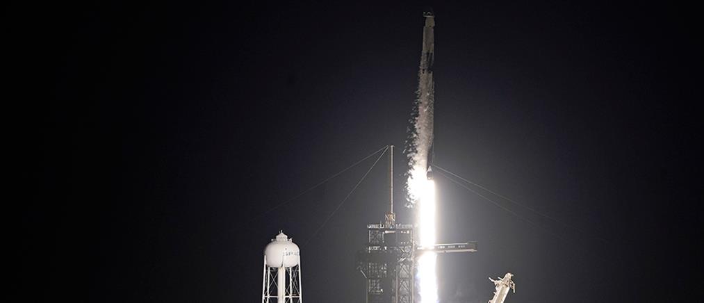 SpaceX: ξεκίνησε το πρώτο τουριστικό ταξίδι στο διάστημα