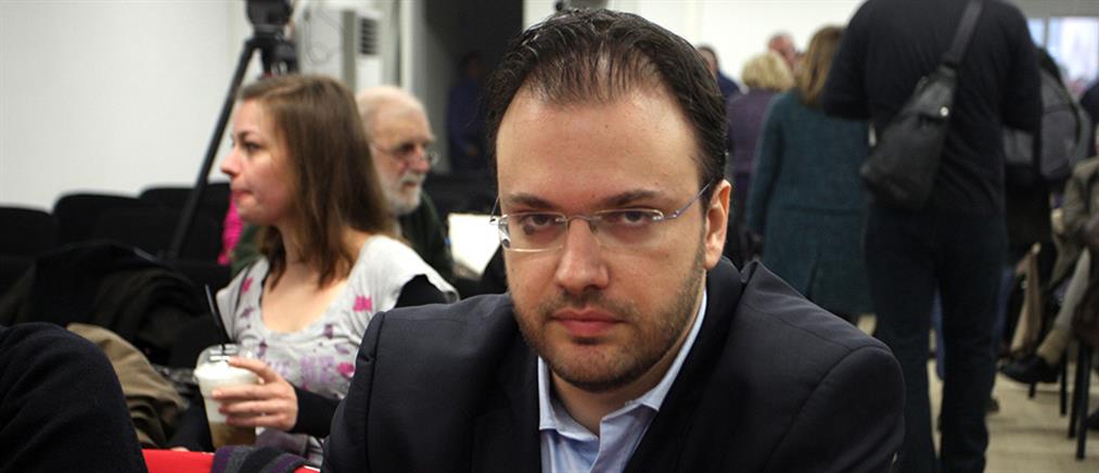Ο Θεοχαρόπουλος επανεξελέγη γραμματέας της ΚΕ της ΔΗΜΑΡ