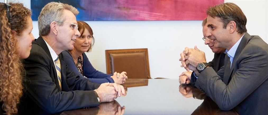 Με την αναπληρώτρια Υφυπουργό Εξωτερικών των ΗΠΑ συναντήθηκε ο Κυριάκος Μητσοτάκης