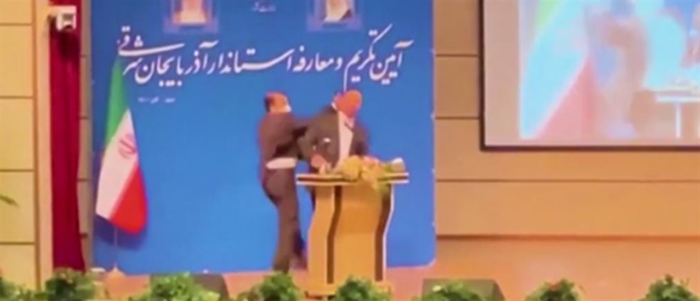Ιράν: χαστούκι σε κυβερνήτη για άνδρα… εμβολιαστή! (βίντεο)