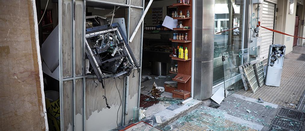 Έκρηξη σε ΑΤΜ κατέστρεψε κρεοπωλείο (εικόνες)