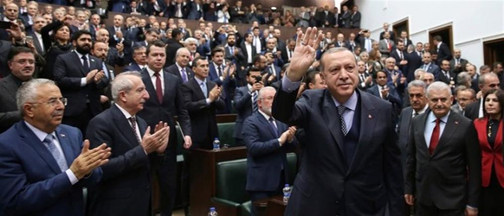 “Τσουρουφλίζει” τον Ερντογάν η κατάθεση του Ρεζά Ζαράμπ