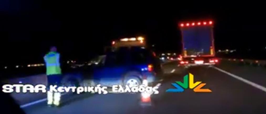 Θήβα: μπήκε ανάποδα στην Εθνική Οδό και προκάλεσε τροχαίο (βίντεο)