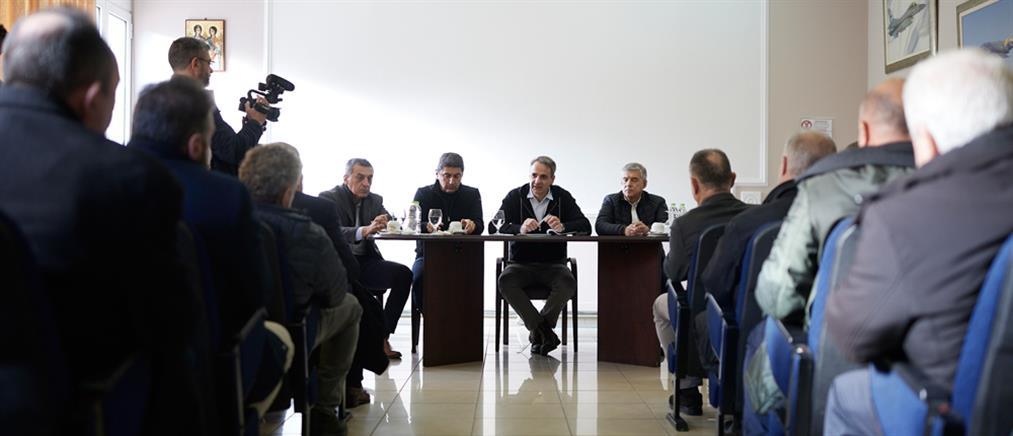 Θεσσαλία - Μητσοτάκης: Η Κυβέρνηση θα είναι εδώ όσο χρειάζεται (εικόνες)