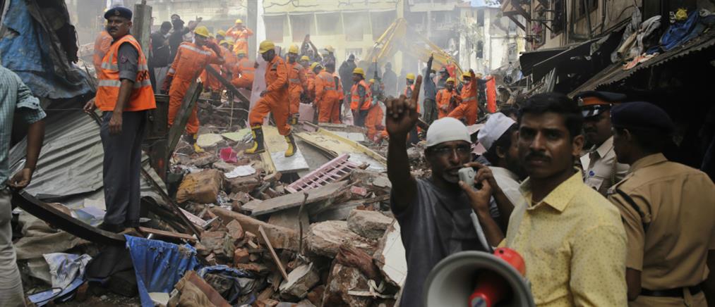 Μακραίνει η λίστα των νεκρών από την κατάρρευση κτιρίου στην Ινδία