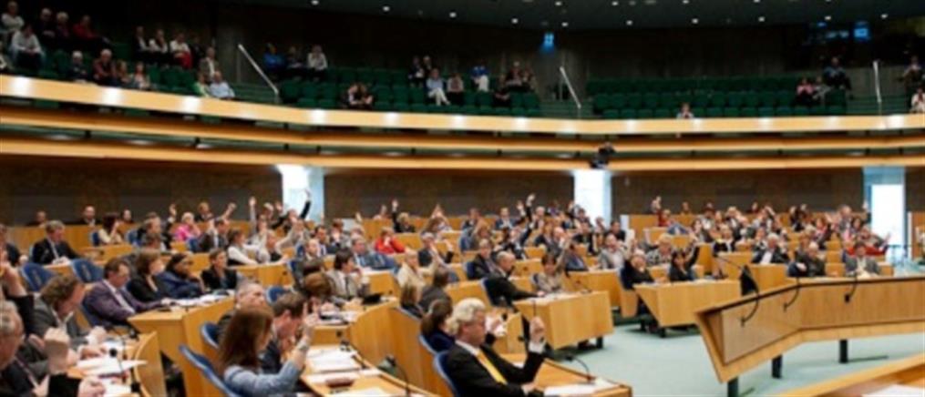 FT: Φόβοι “ανταρσίας” στο ολλανδικό κοινοβούλιο για την Ελλάδα