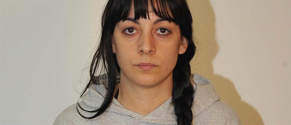 Συνελήφθη η κατηγορούμενη για συμμετοχή στους «Πυρήνες», Στέλλα Αντωνίου