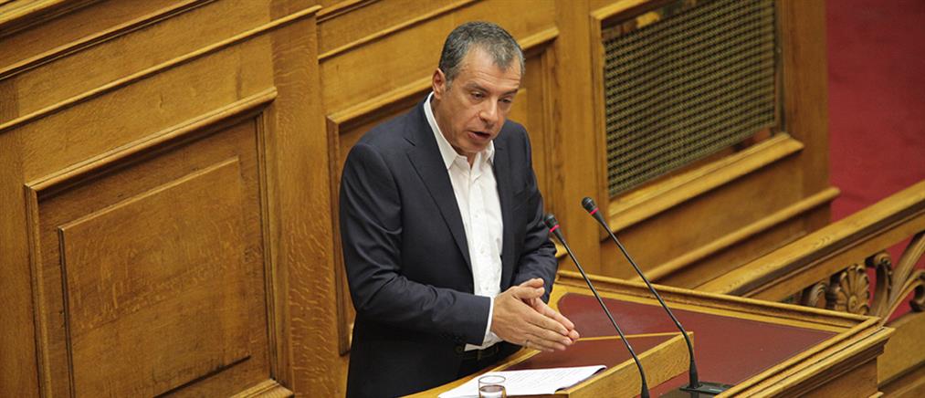 Θεοδωράκης: Η κυβέρνηση έχει χάος στο μυαλό της