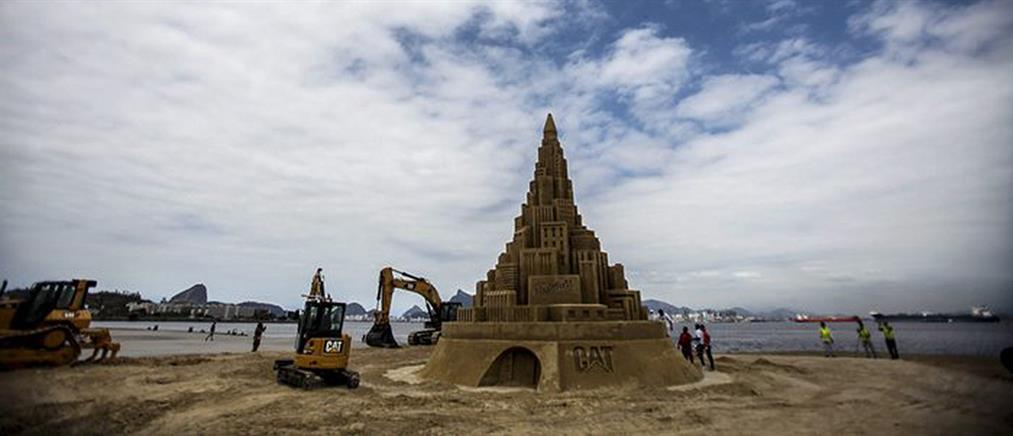 Κάστρο στην άμμο… για Ρεκόρ Γκίνες!