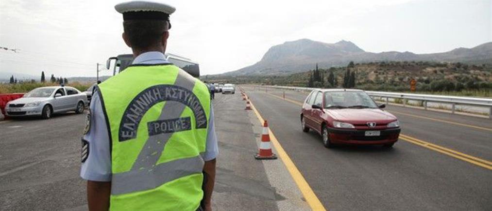Πάνω από 800 οδηγοί συνελήφθησαν να οδηγούν μεθυσμένοι την εβδομάδα που πέρασε