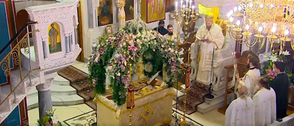 Η Θεία Λειτουργία της Πρώτης Ανάστασης από τον ΑΝΤ1 και τον ant1news.gr (βίντεο)
