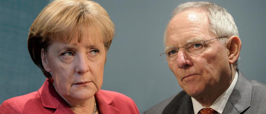 Γερμανός βουλευτής: Μέρκελ και Σόιμπλε ψεύδονται στο θέμα της Ελλάδας