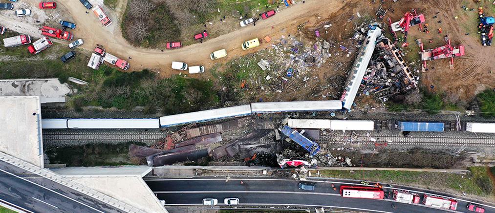 Τέμπη - σύγκρουση τρένων: Παρέμβαση Ντογιάκου για την τραγωδία