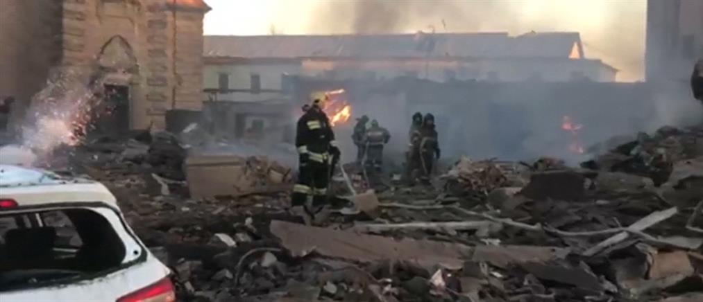 Φονική έκρηξη σε εργοστάσιο πυροτεχνημάτων (βίντεο)