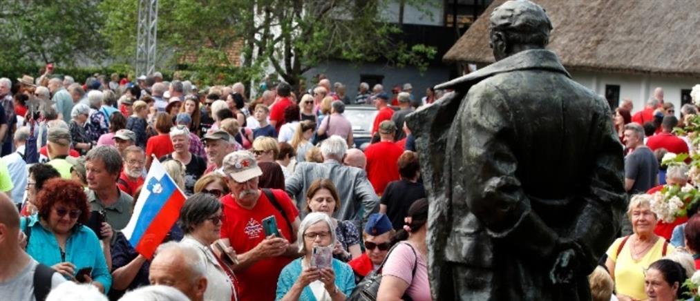 Κροατία: Χιλιάδες πολίτες τίμησαν τη μνήμη του στρατάρχη Τίτο